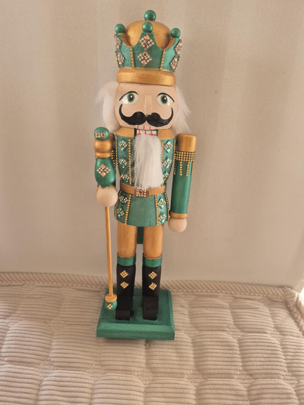 Regal Green & Gold Nutcracker Holiday Décor
